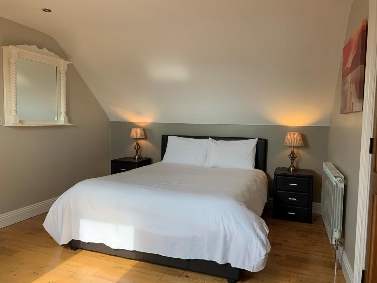 דולין Wild Atlantic Breeze Guesthouse מראה חיצוני תמונה