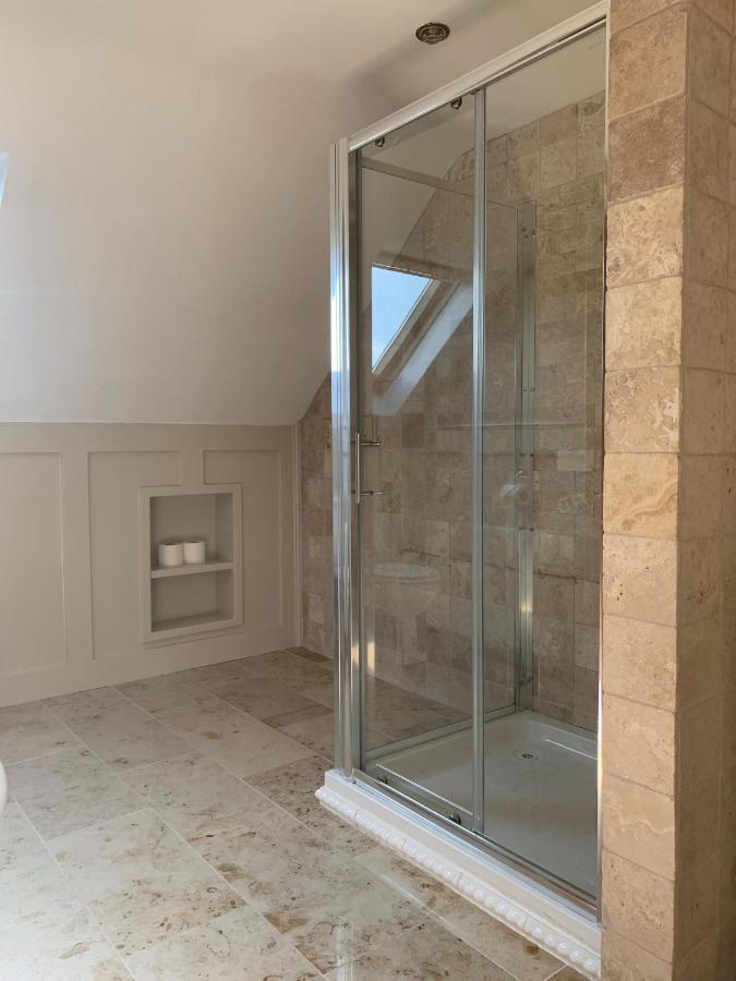דולין Wild Atlantic Breeze Guesthouse מראה חיצוני תמונה