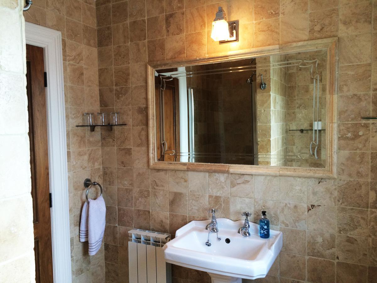 דולין Wild Atlantic Breeze Guesthouse מראה חיצוני תמונה